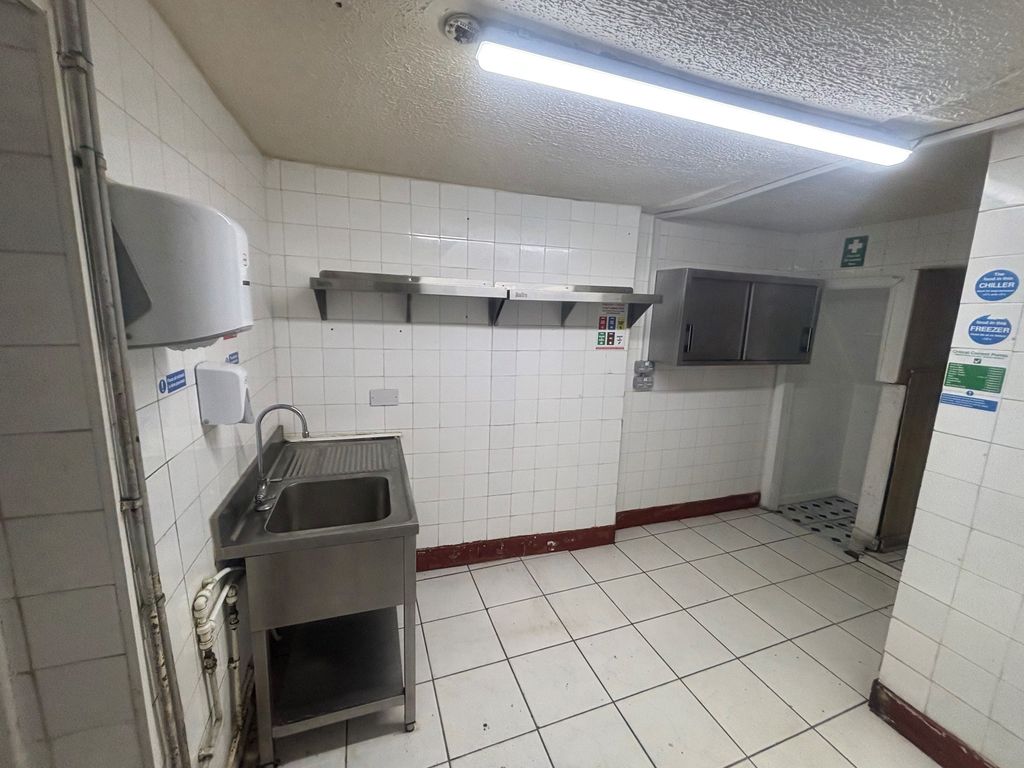 Property photo 3 of 4