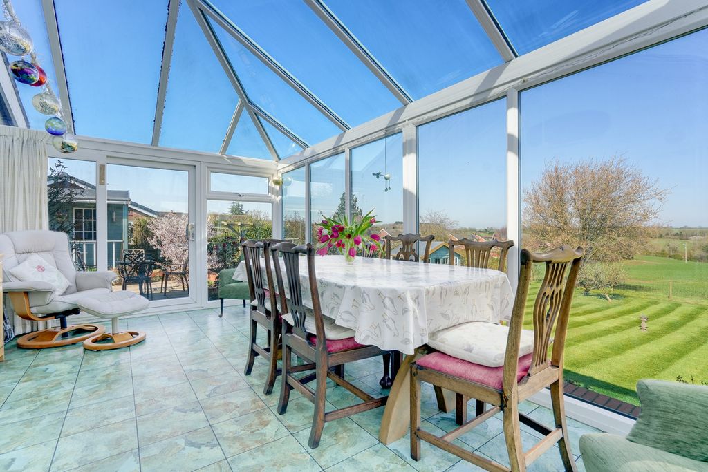 Property photo 3 of 26