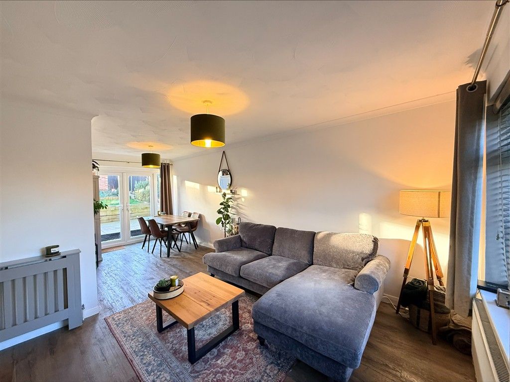 Property photo 2 of 11 Lounge Diner