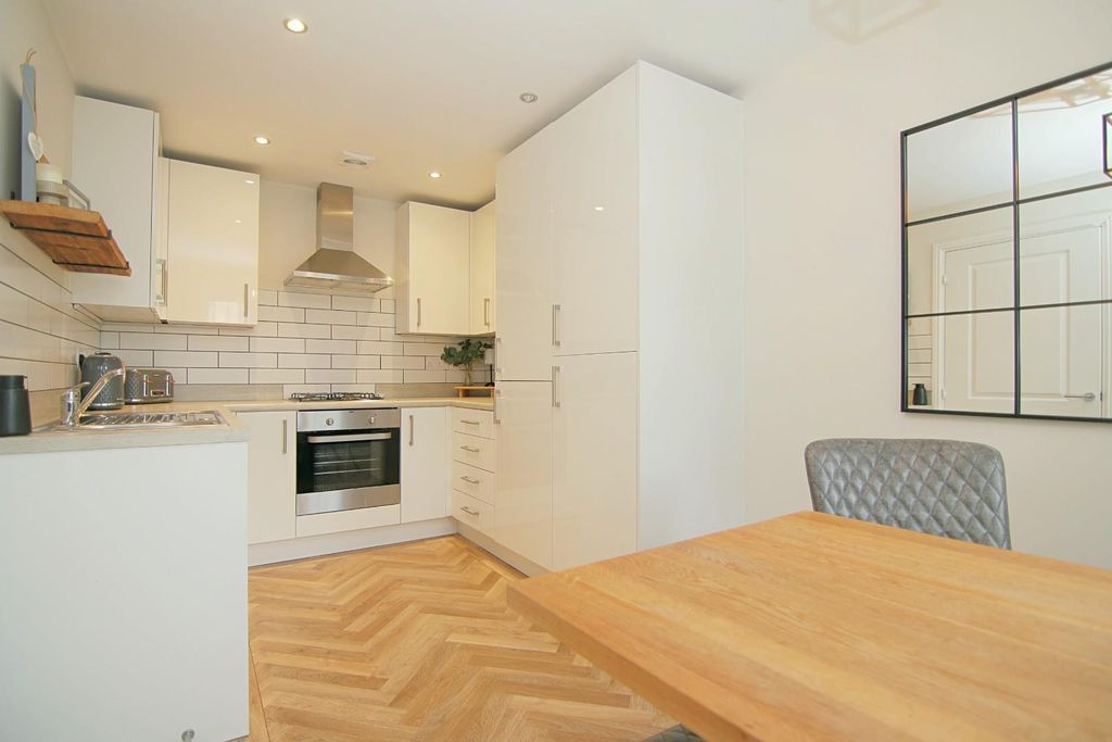 Property photo 2 of 19 Kitchen/Diner