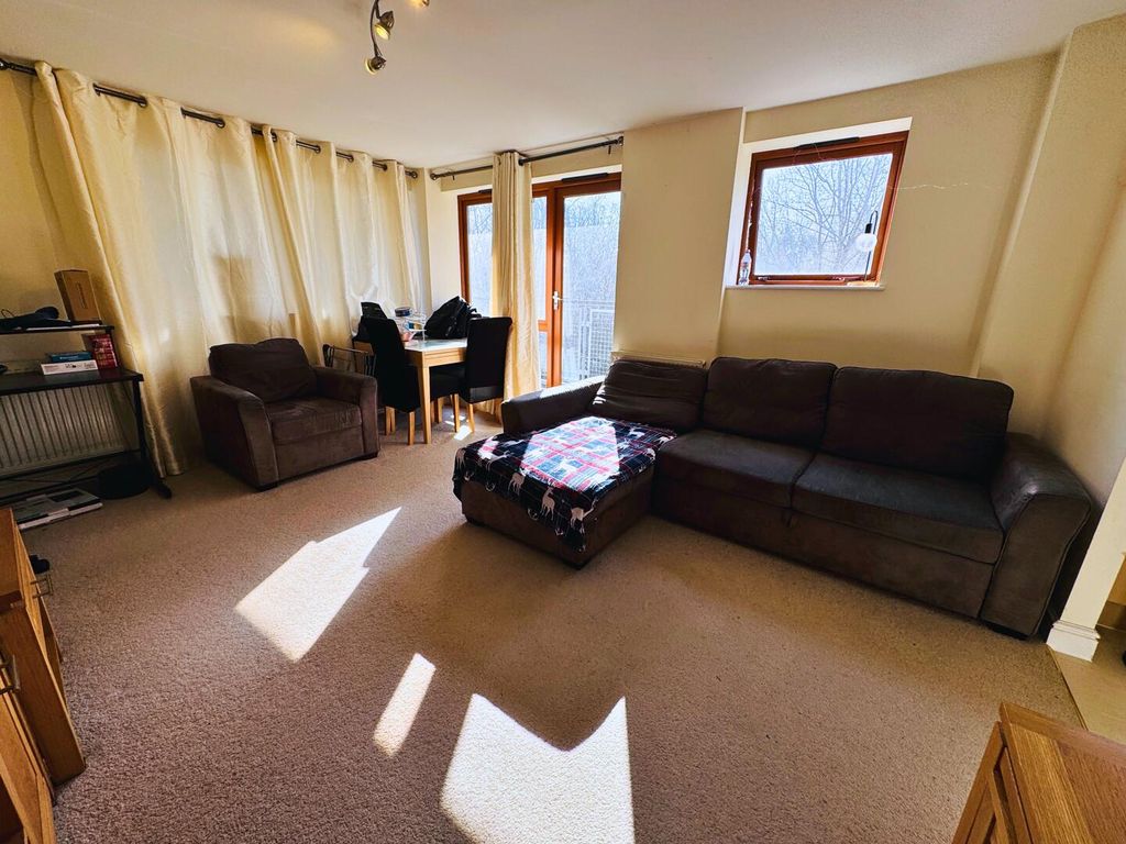 Property photo 2 of 12 Living Room