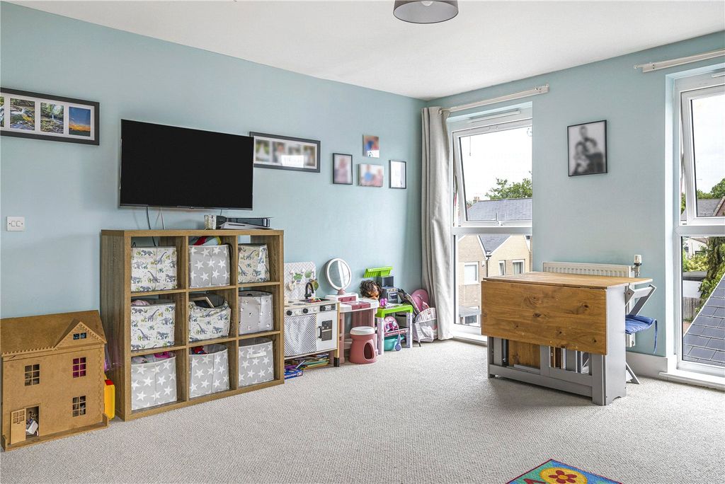 Property photo 3 of 23 Picture No. 04