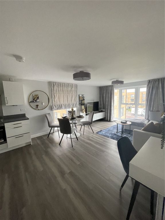 Property photo 2 of 7 Picture No. 13