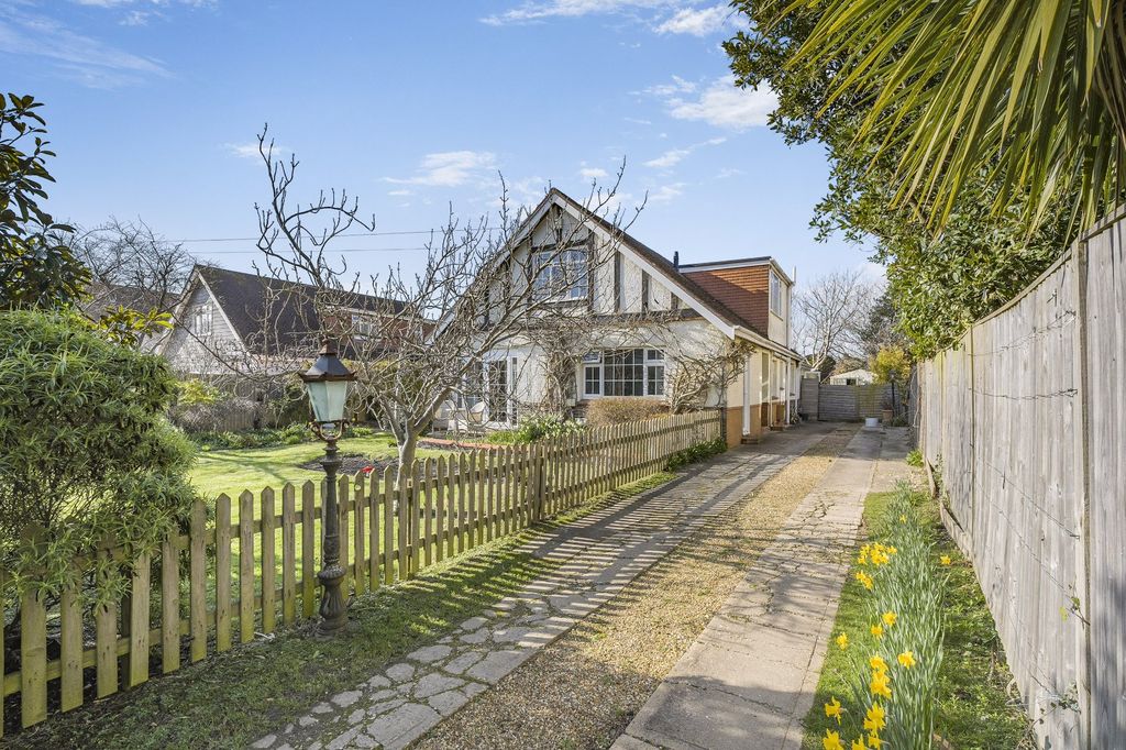 Property photo 1 of 13 Picture No. 05