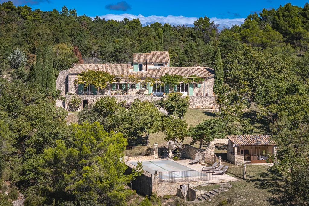 Property photo 3 of 10