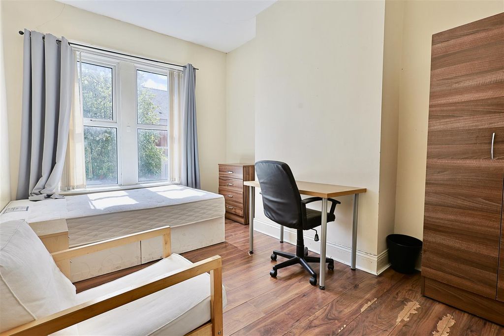 Property photo 1 of 12 C9Ab5C26-59F2-4652-Bd6A-203E331338Fb_1_201_A.Jpeg