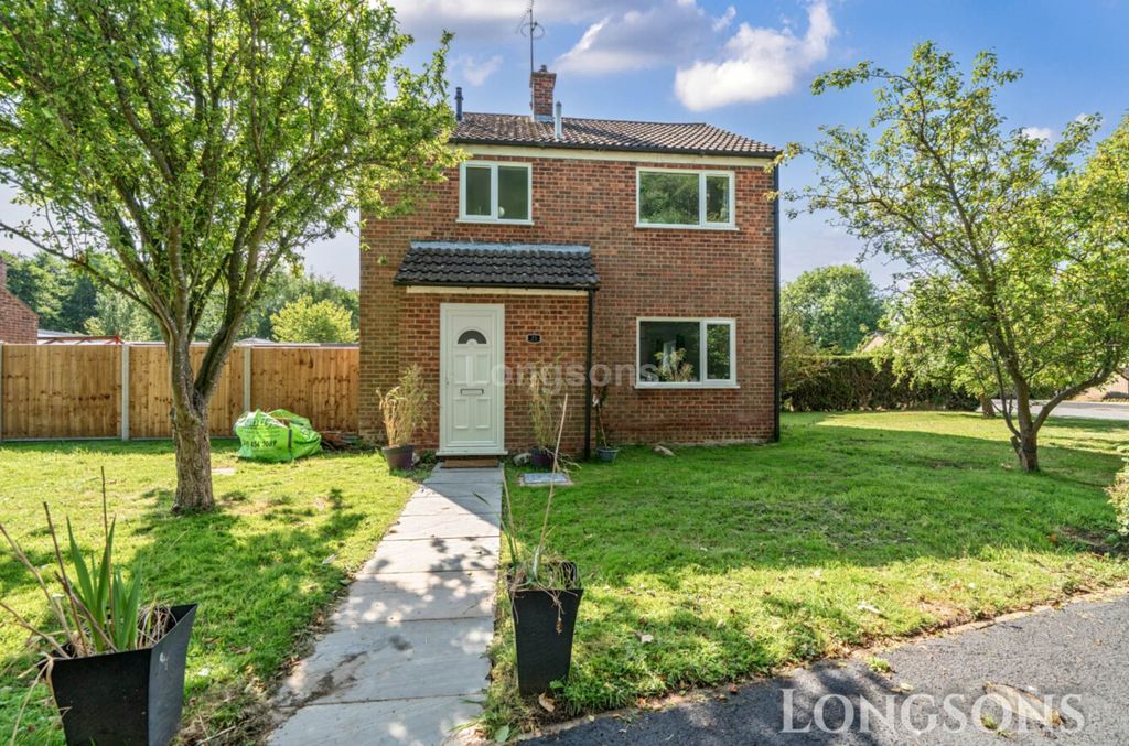 Property photo 1 of 18