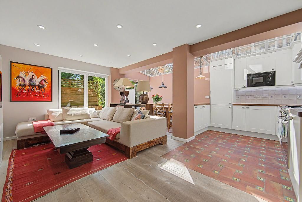 Property photo 1 of 15