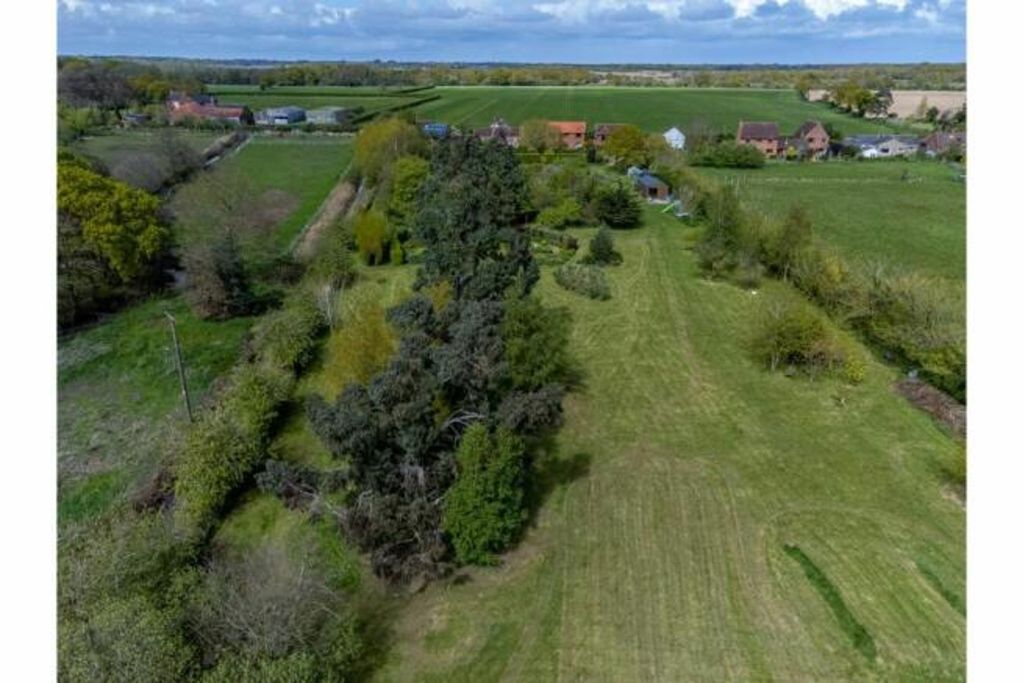 Property photo 3 of 37