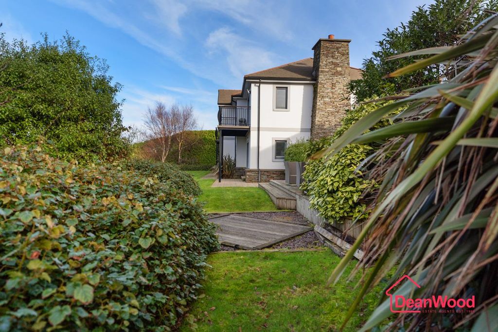 Property photo 3 of 58 No-03.Jpg