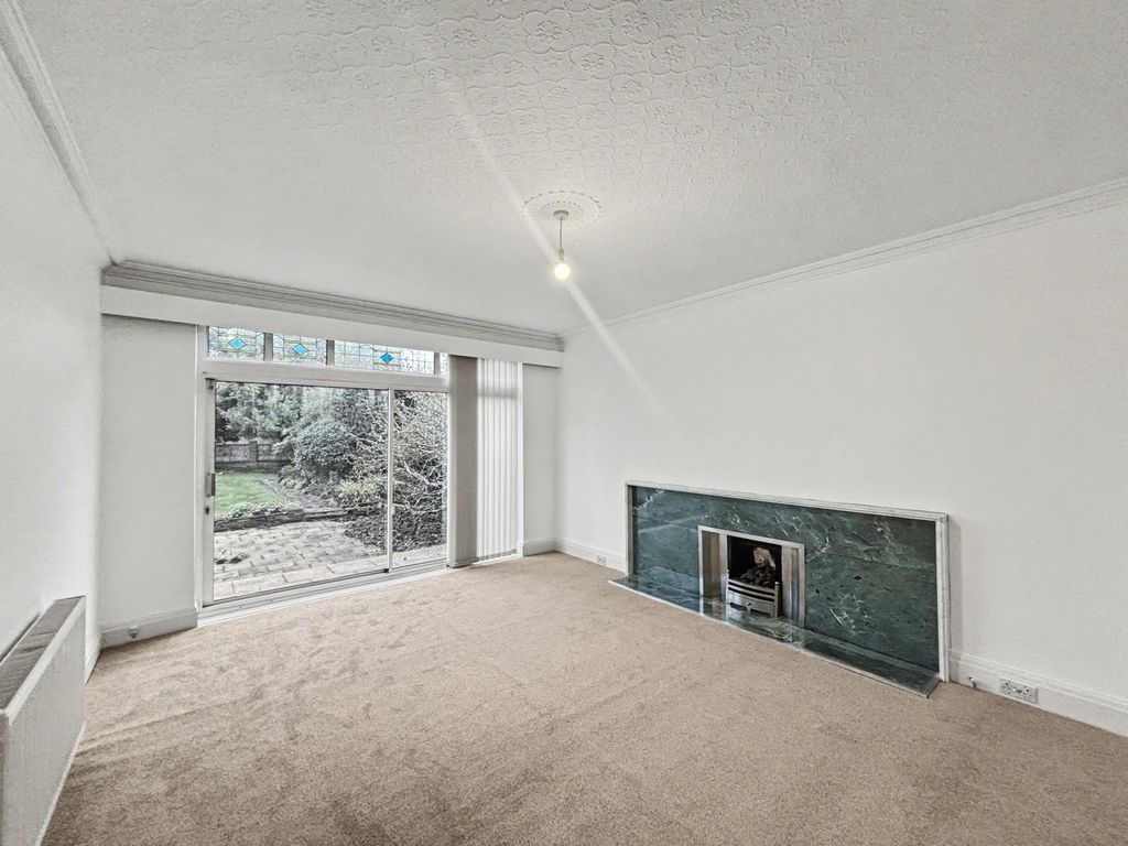 Property photo 3 of 36