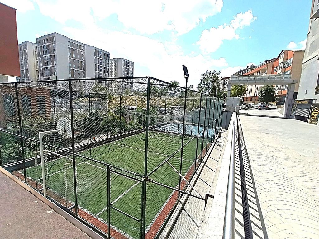 Property photo 2 of 49