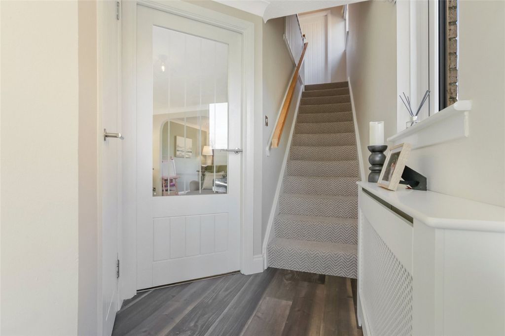 Property photo 2 of 21 Picture No. 02