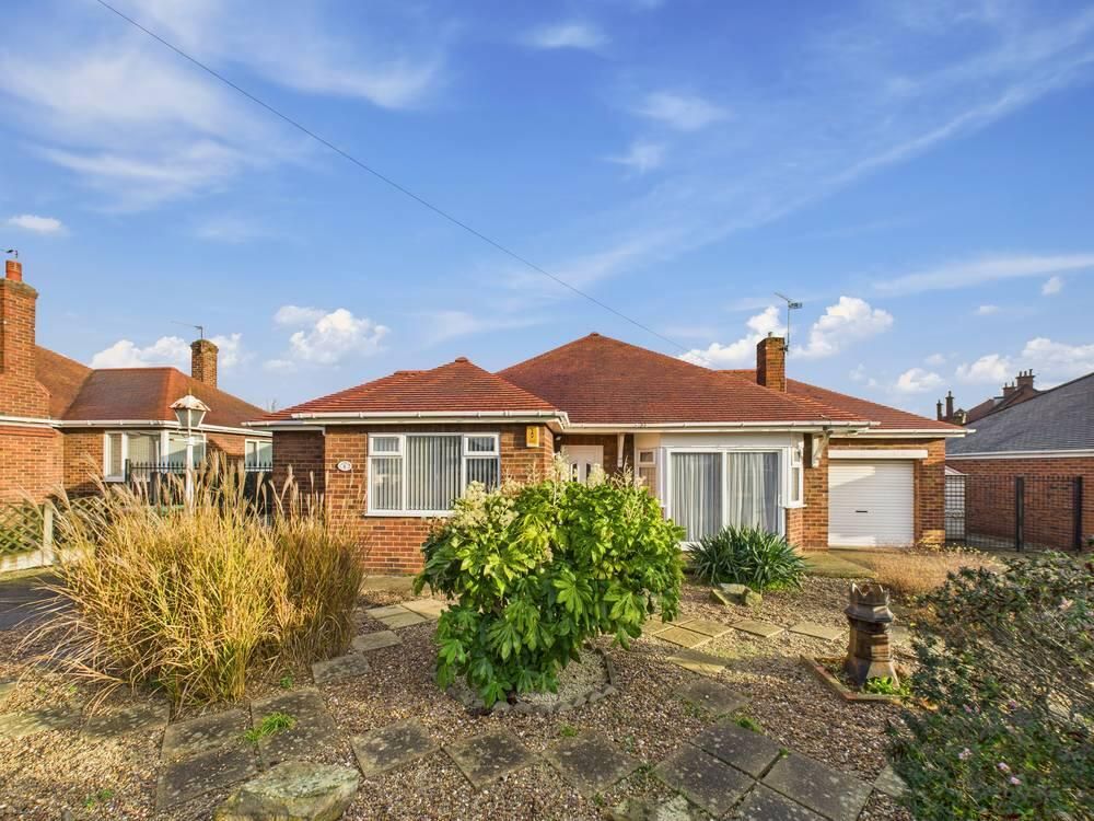 Property photo 1 of 20 Front (Exterior)