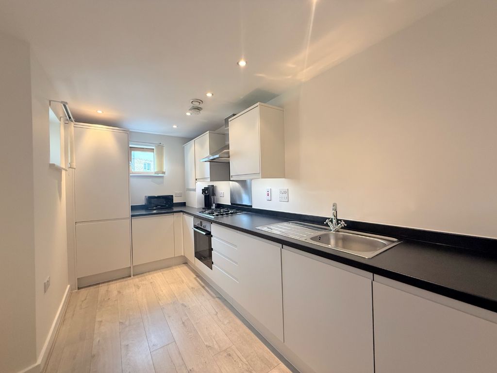 Property photo 2 of 17 1494142