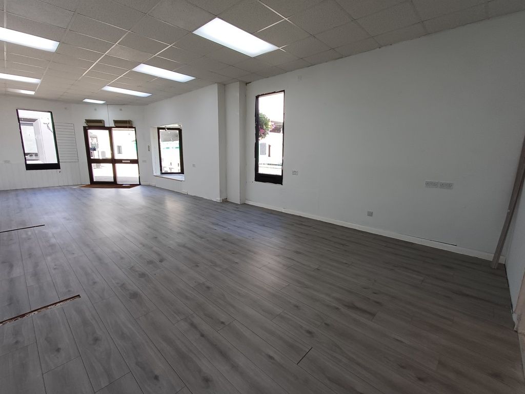 Property photo 3 of 6 Photo 19