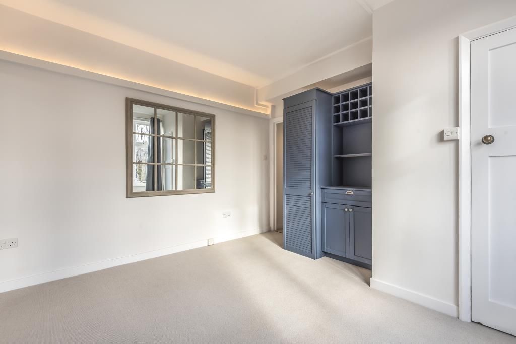 Property photo 3 of 11 Internal View