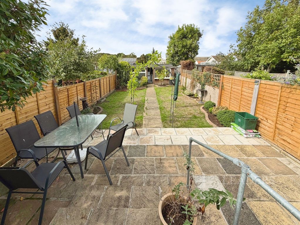 Property photo 2 of 20 Garden