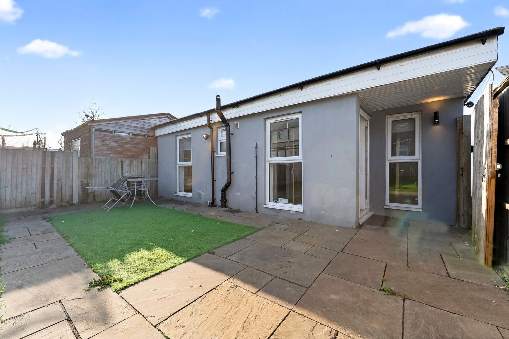 Property photo 2 of 20 Annex