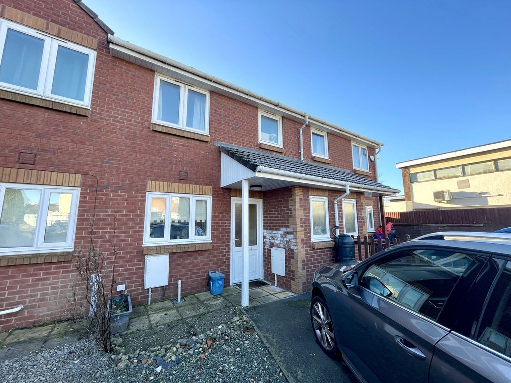 Property photo 1 of 12