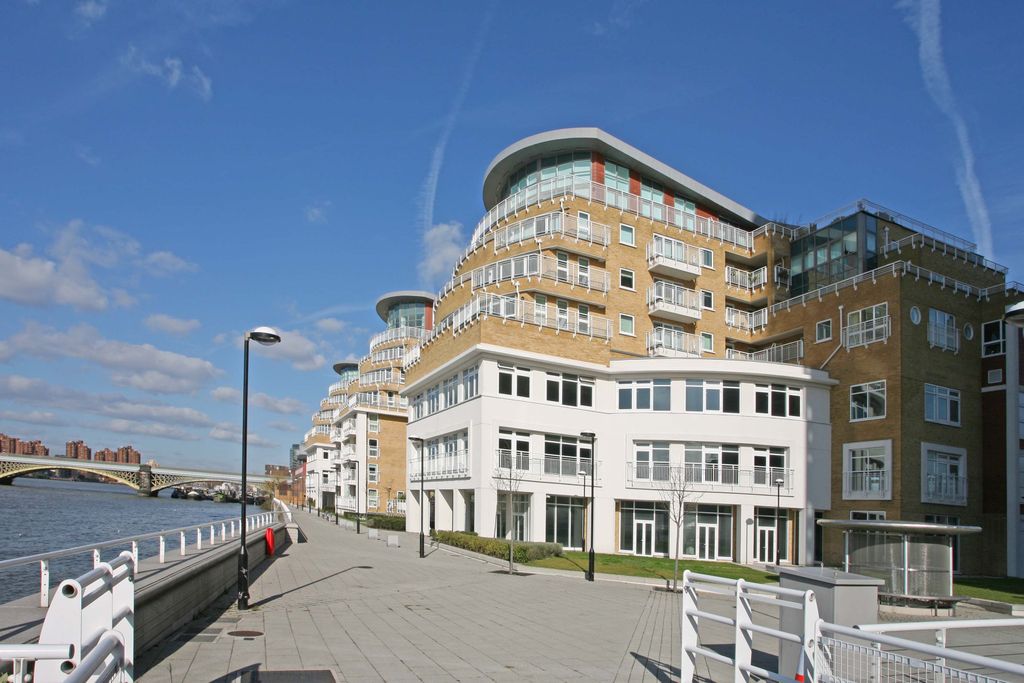 Property photo 1 of 10 1