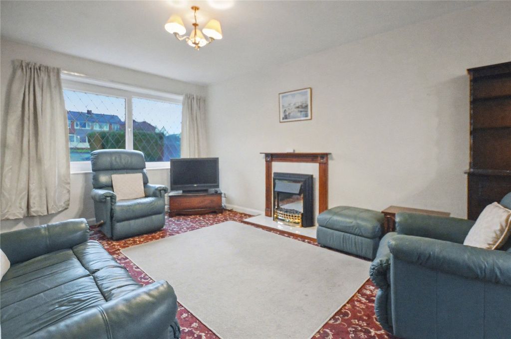 Property photo 3 of 18 Picture No. 12