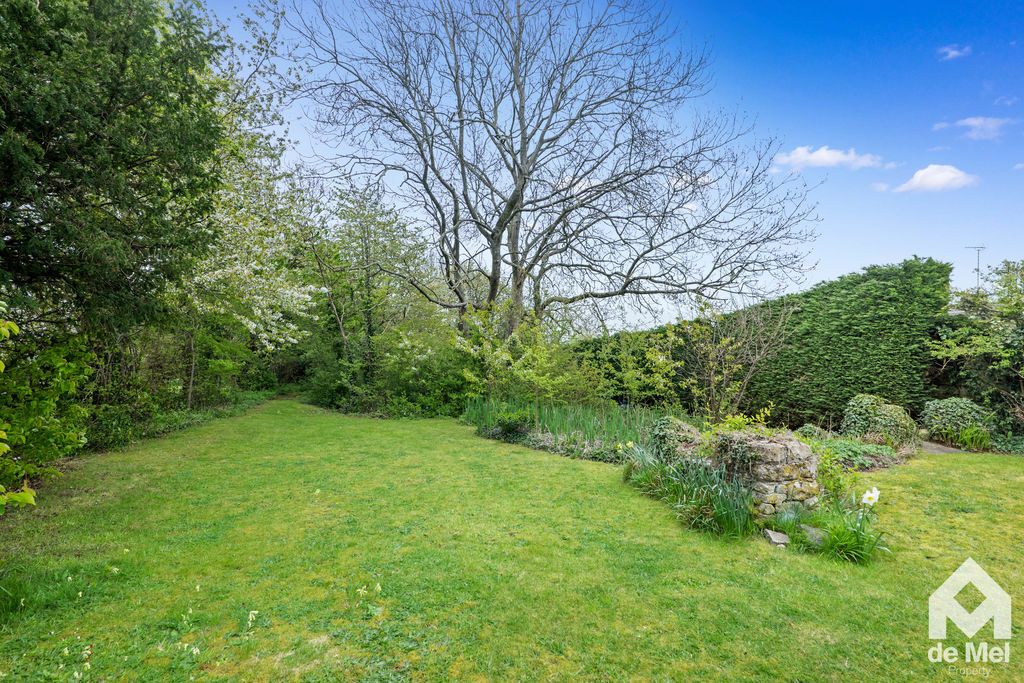 Property photo 3 of 20 Photo 18