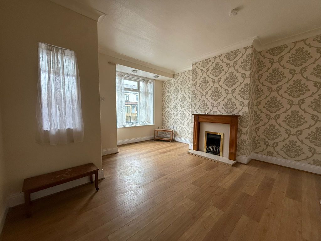Property photo 3 of 10 Image