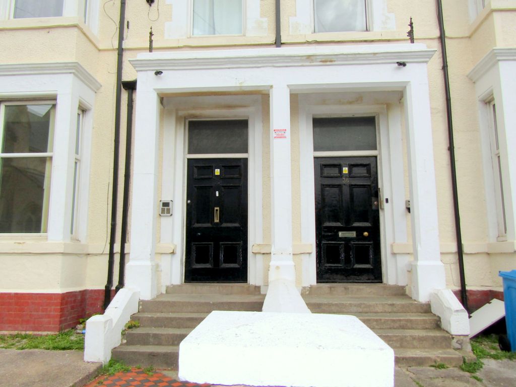 Property photo 2 of 5