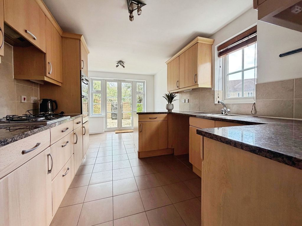 Property photo 3 of 13