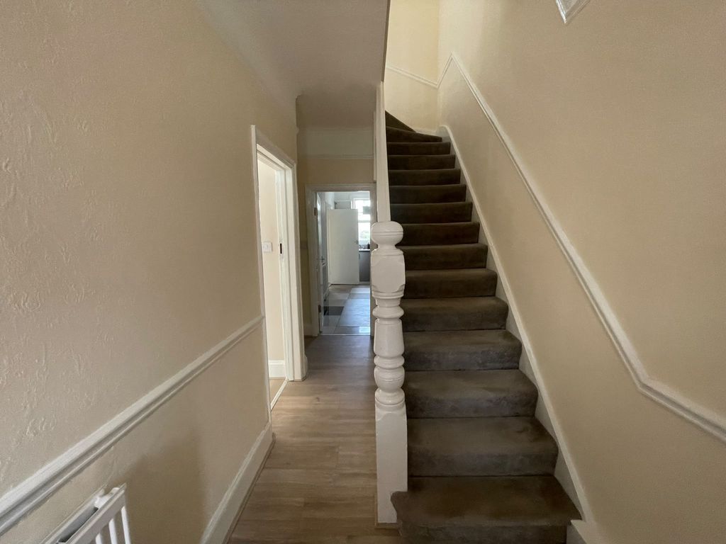 Property photo 2 of 13 Gallery