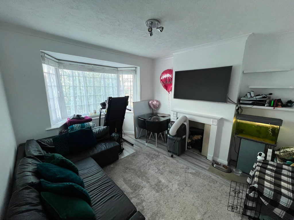 Property photo 1 of 9 Whatsapp Image 2026-08-06 At 5.53.10 Pm