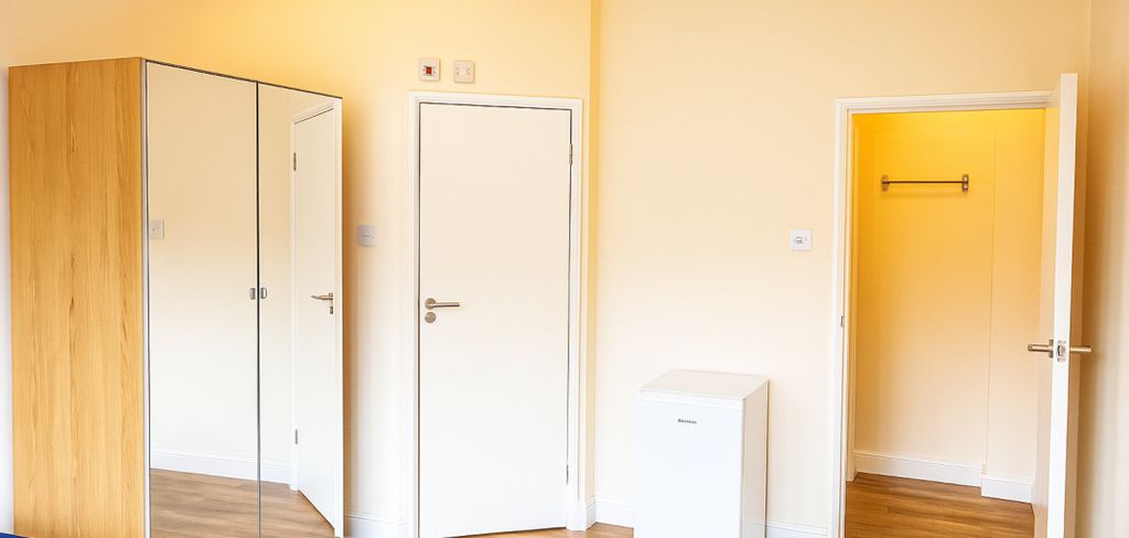 Property photo 3 of 5 Property