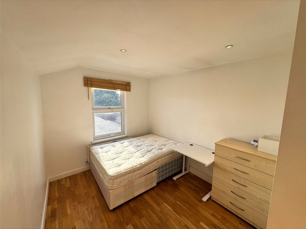 Property photo 2 of 13 Picture No. 07