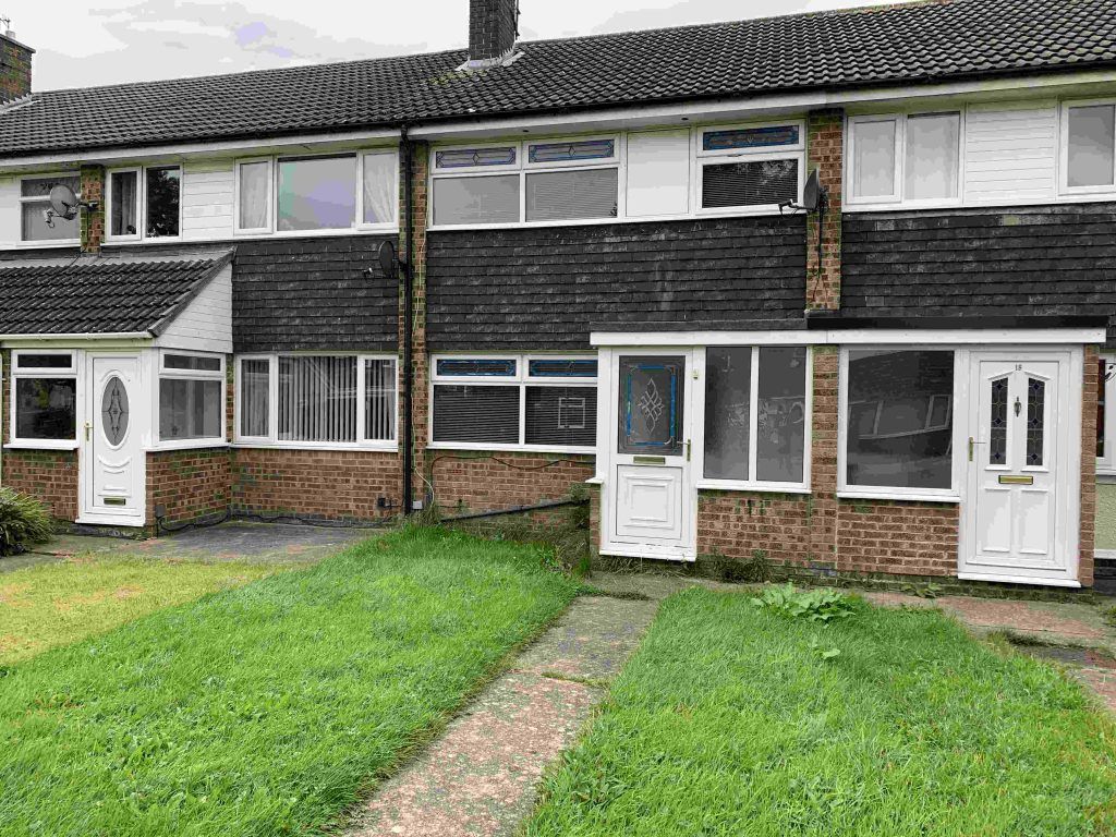 Property photo 1 of 12