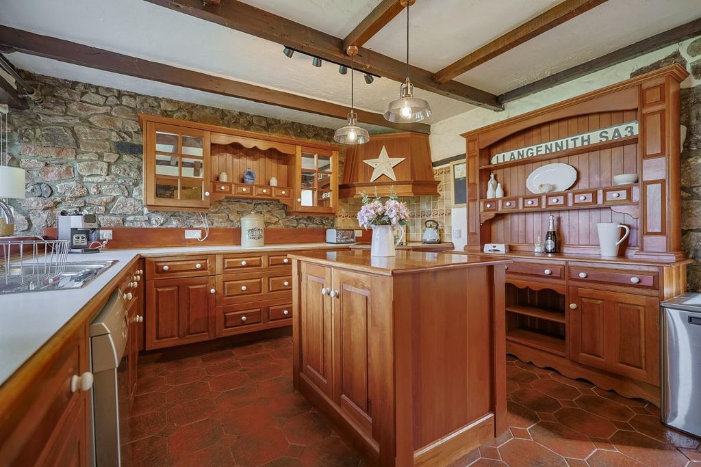 Property photo 3 of 29 Bay View Cottage - Web (6 Of 46).Jpg