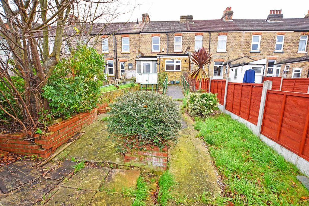 Property photo 2 of 12 Rear Garden