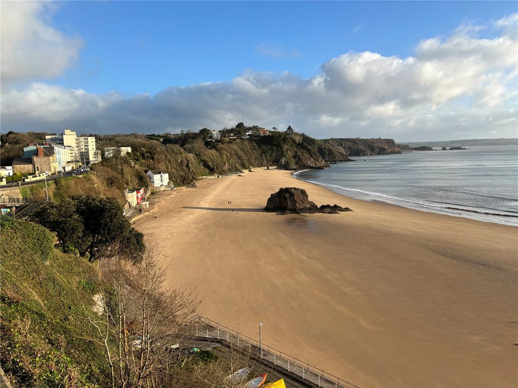 Property photo 2 of 14 Picture No. 31