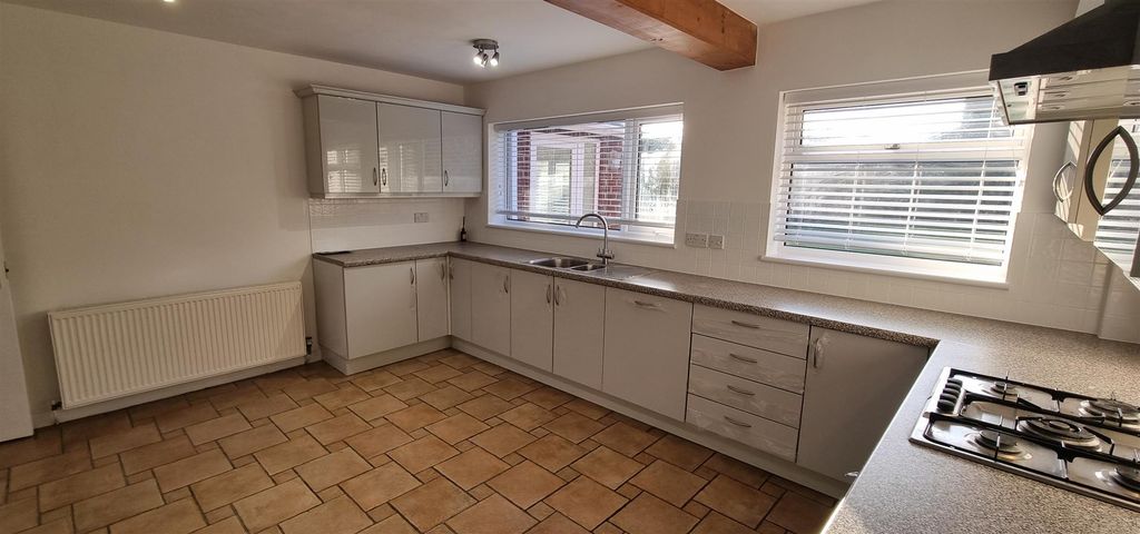 Additional image 17 of 4 bed detached house to rentMalthouse Lane, Kenilworth CV8