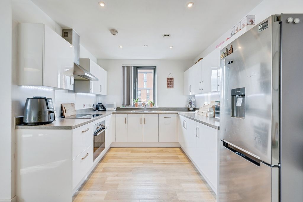 Property photo 2 of 15 Pbox-Img.Jpg