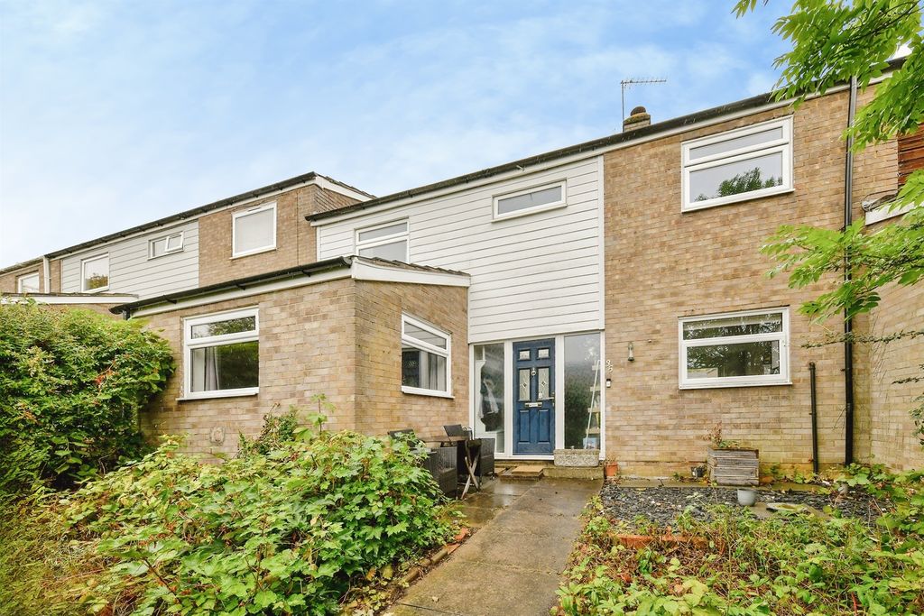 Property photo 1 of 18