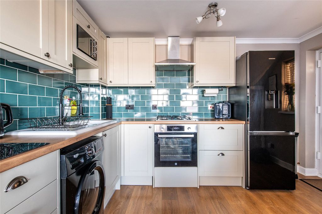 Property photo 3 of 26 Picture No. 37