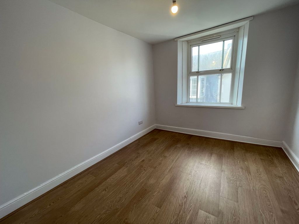 Property photo 2 of 6 Photo 1