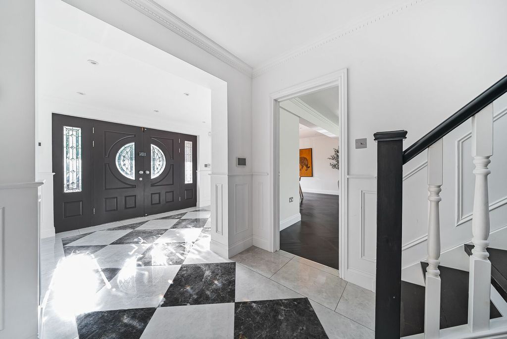 Additional image 9 of 7 bed detached house for saleRanmore Avenue, Shirley, Croydon CR0