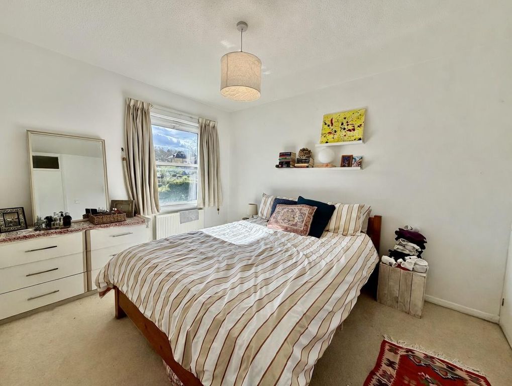 Property photo 2 of 5 Yvyqn.Jpg