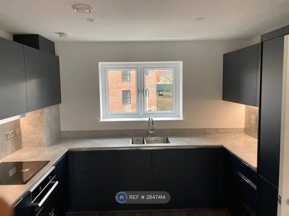 Property photo 2 of 6