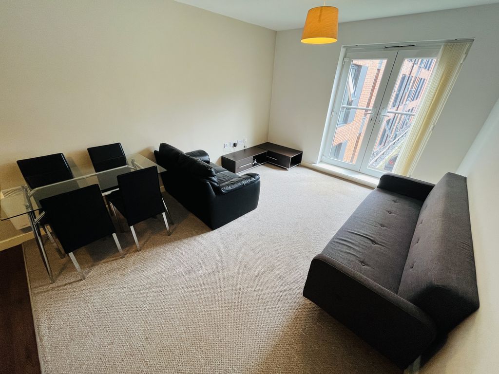 Property photo 2 of 9