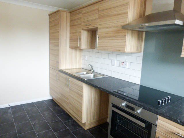 Property photo 3 of 6