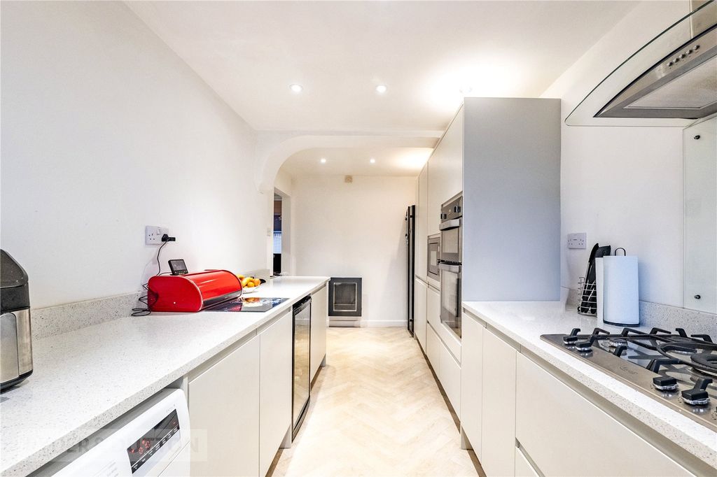 Property photo 2 of 22 Kitchen