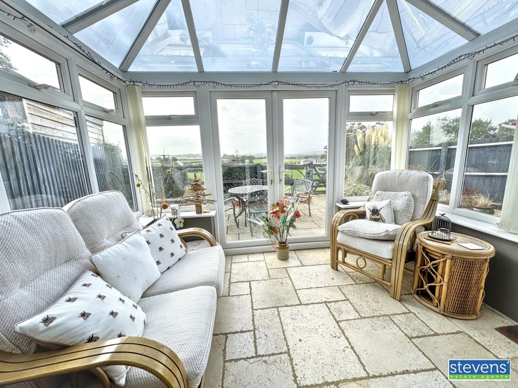 Property photo 3 of 18 Img_3645